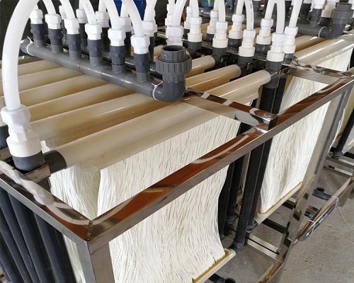 MBR簾式膜使用什么材料-藍膜超濾膜